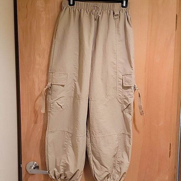 Blu Pepper  Beige Joggers Sz Med - Picture 13 of 13